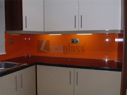 kinh-mau-op-bep-licoglass (3)